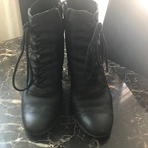 Kenneth Cole New York boots 7.5M